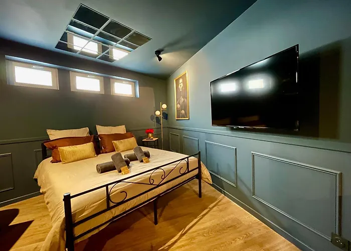 Sleep'in Cities Le Saphir Balneo