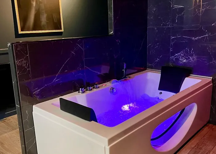 Sleep'in Cities Le Saphir Balneo